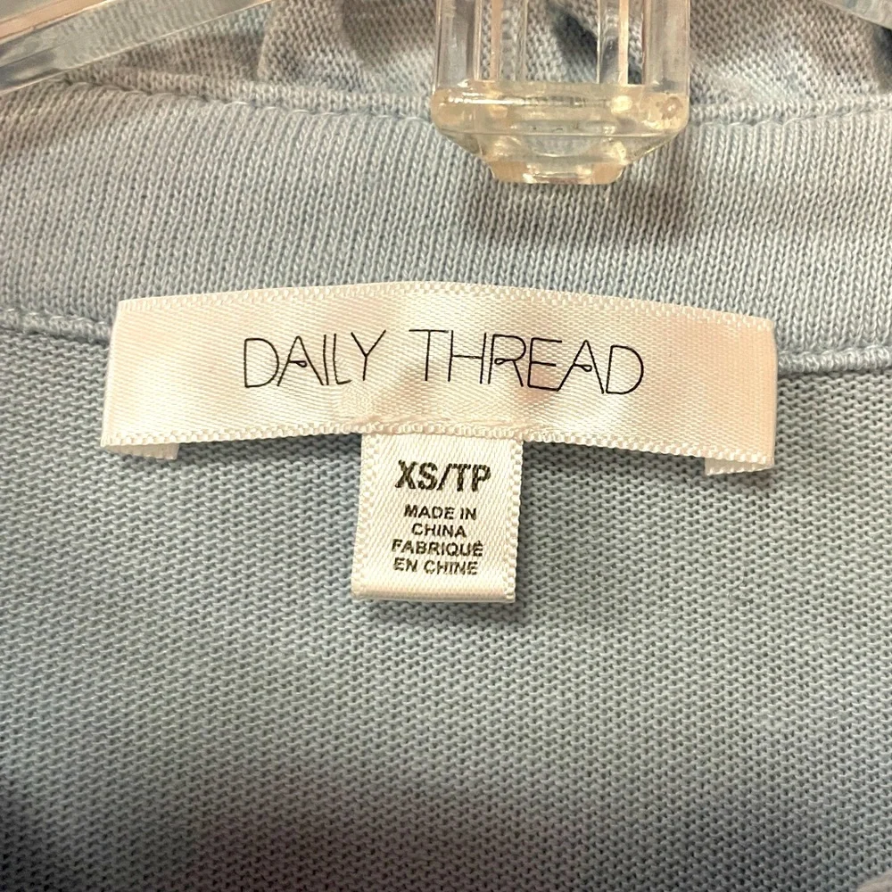 Daily Thread Light Blue Half Button Ruffle Trim Hi Low Blouse Sz XS - Picture 3 of 5